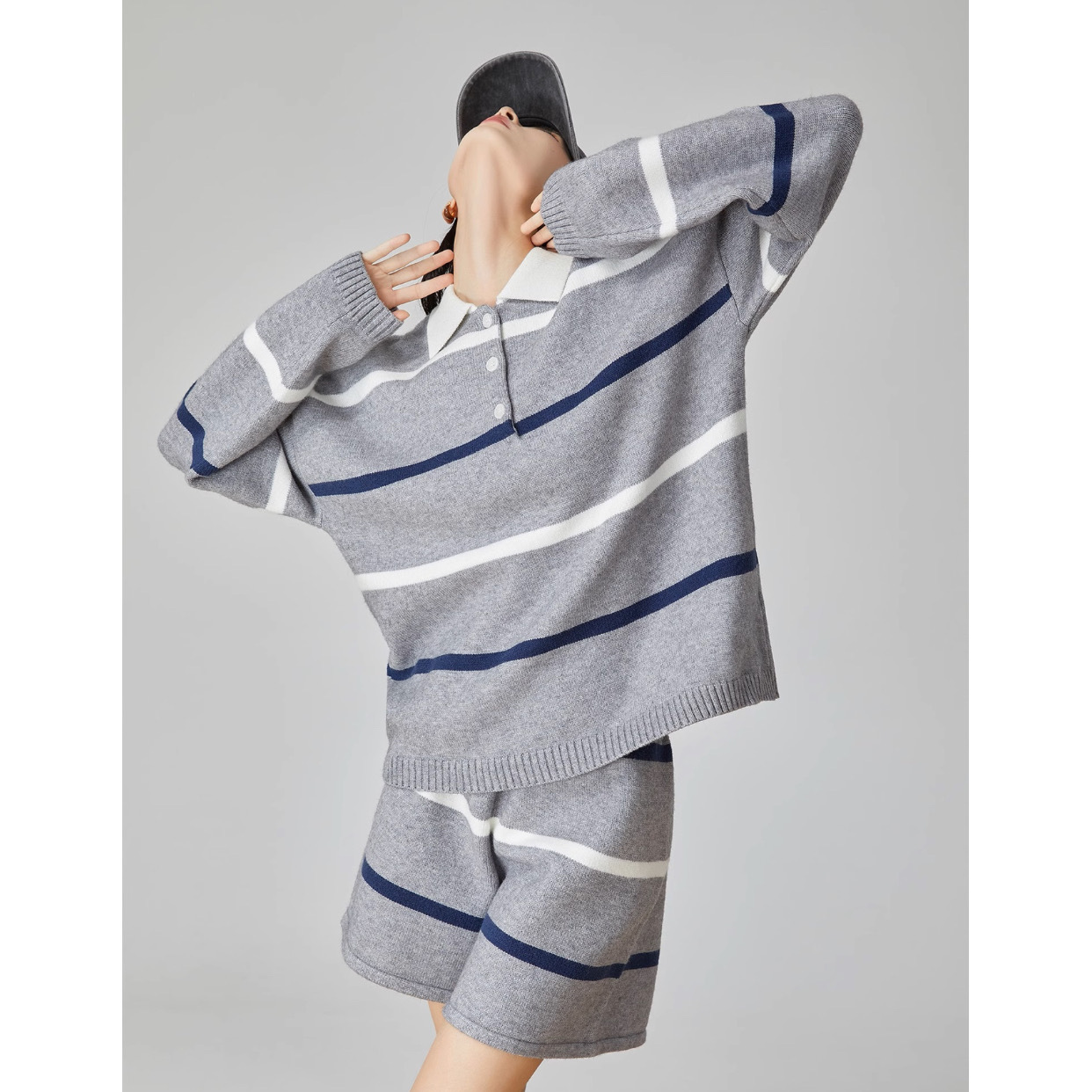 Gray striped knitted suit for women in autumn loose casual sports two-piece set trendy